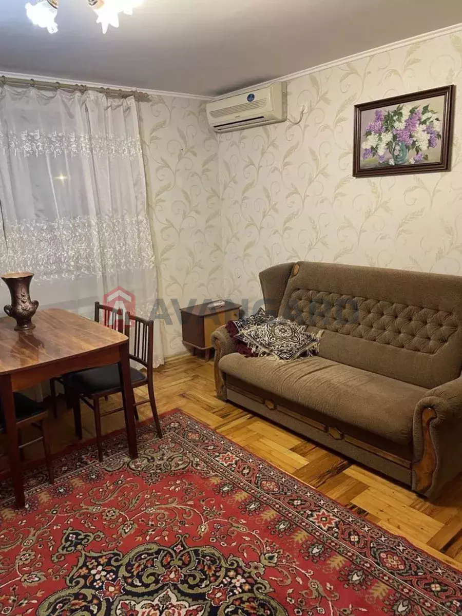 2 ��. ��������, 49/-/8 ��. �., 2/9 ������ ���� 6