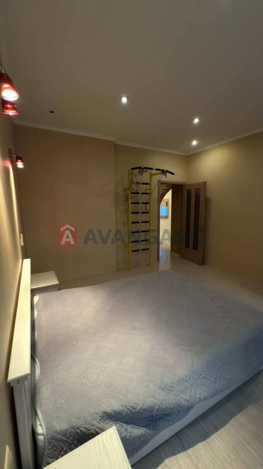 2 ����. ��������, 73/-/- ��. �., 2/10 ���� ���� 8