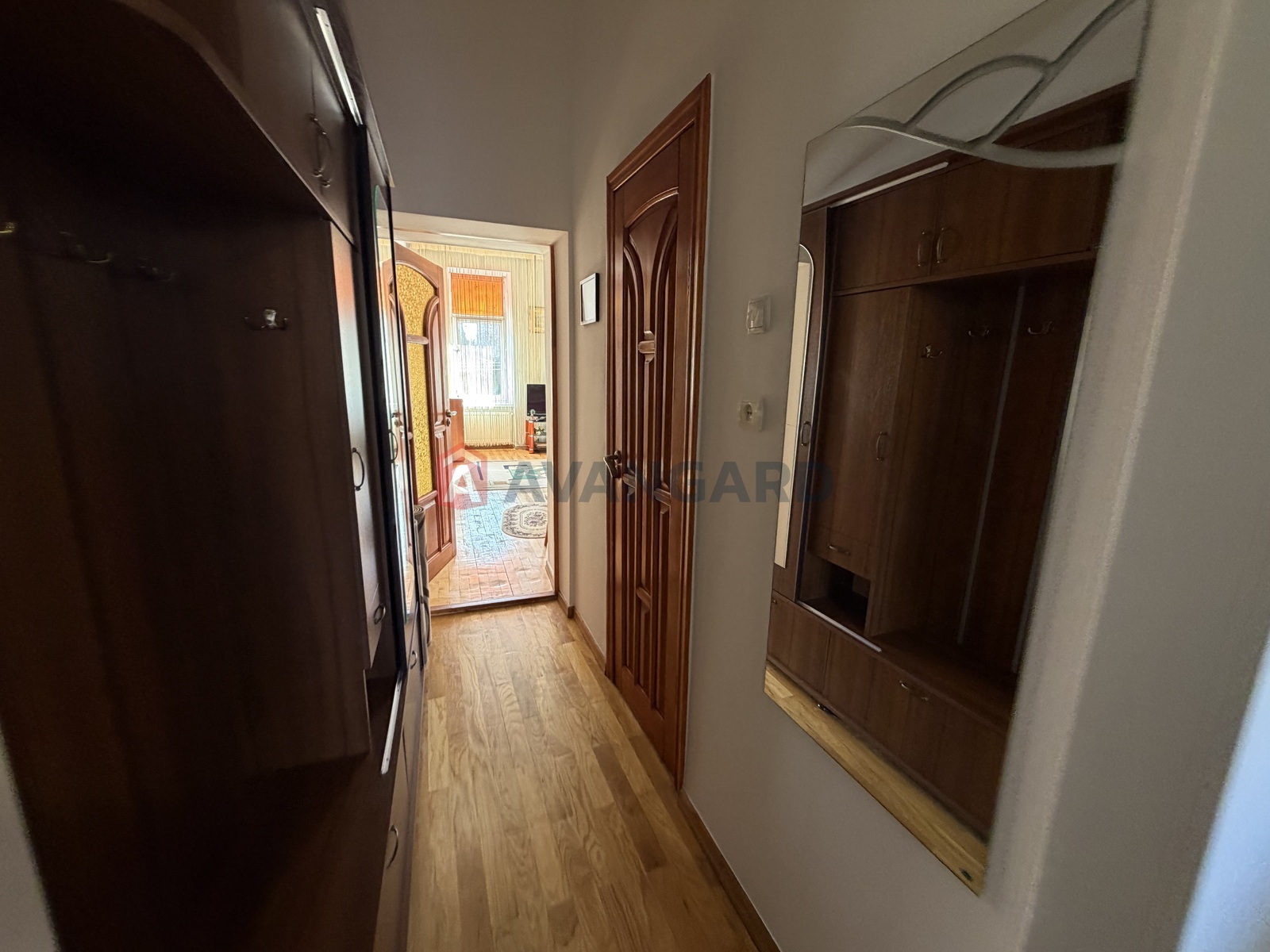 1 ����. ��������, 35/-/6 ��. �., 2/3 ���� ���� 3