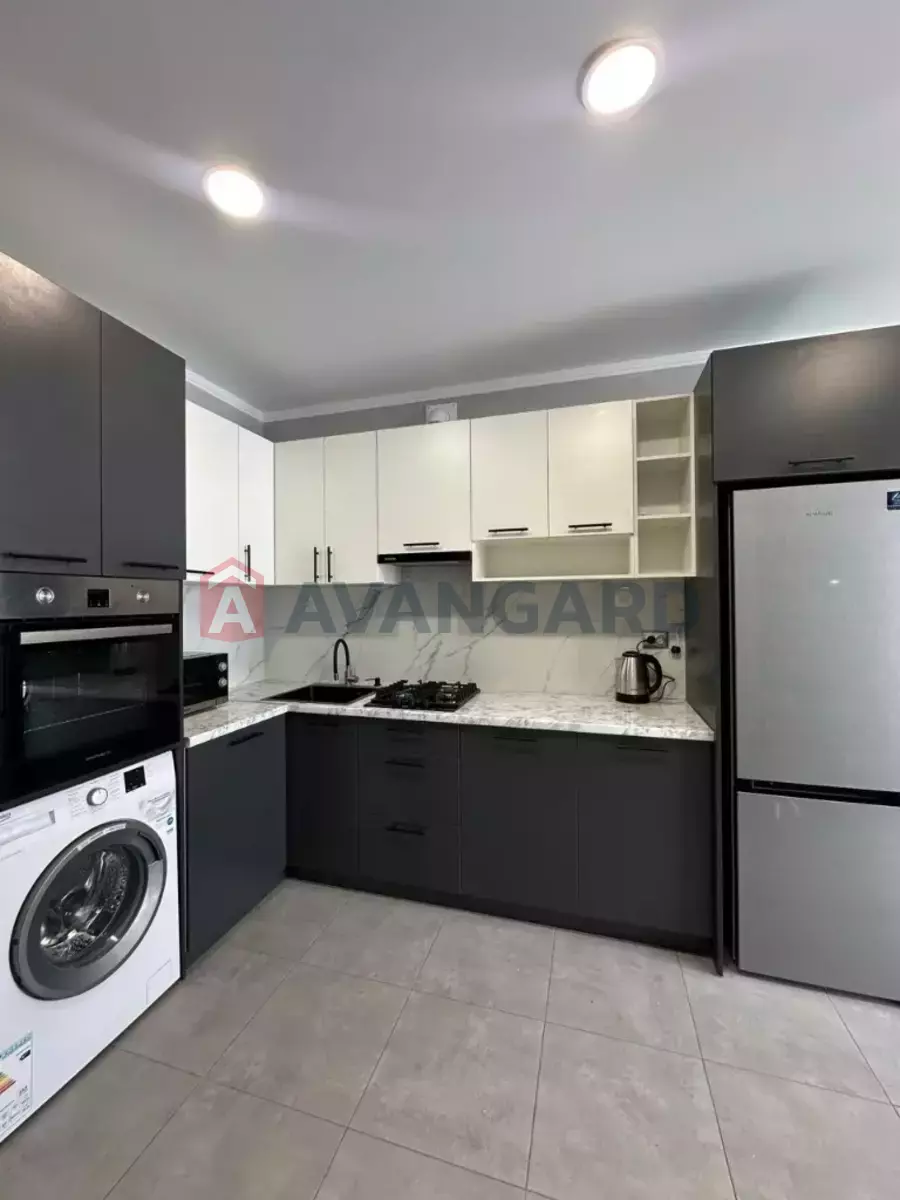 1 ��. ��������, 45/-/- ��. �., 8/10 ������ ���� 5