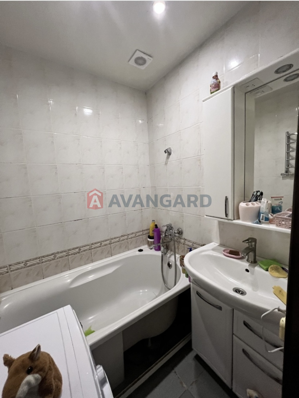 3 ��. ��������, 74/60/8 ��. �., 5/10 ������ ���� 8