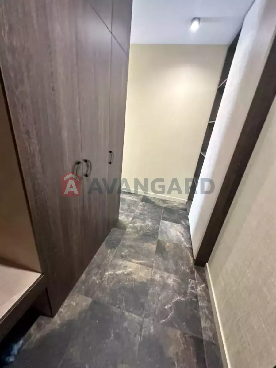 2 ��. ��������, 56/-/- ��. �., 5/25 ������ ���� 10