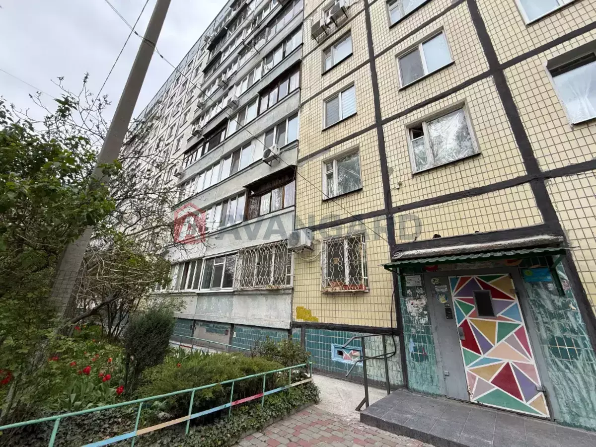 3 ��. ��������, 72/40/9 ��. �., 3/9 ������ ���� 7