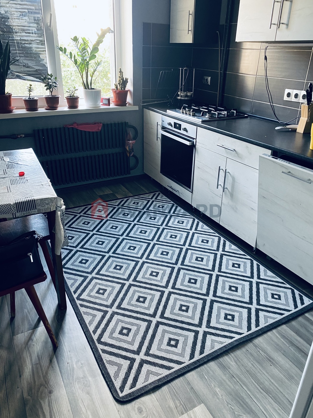 3 . , 64/-/10 . ., 7/9   4