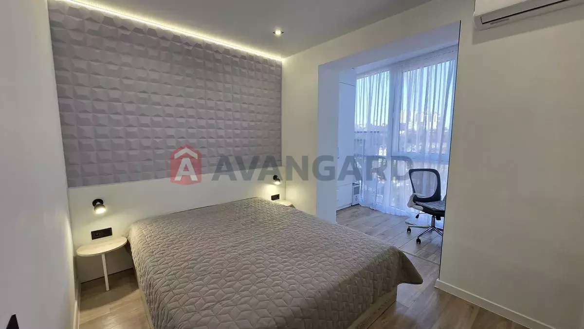 2 ����. ��������, 60/-/14 ��. �., 9/12 ���� ���� 4