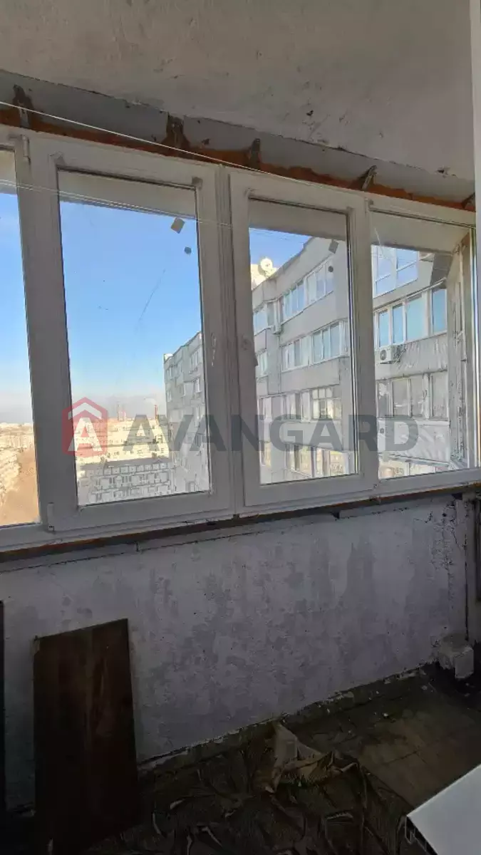 1 ����. ��������, 37/17/9 ��. �., 14/16 ���� ���� 9