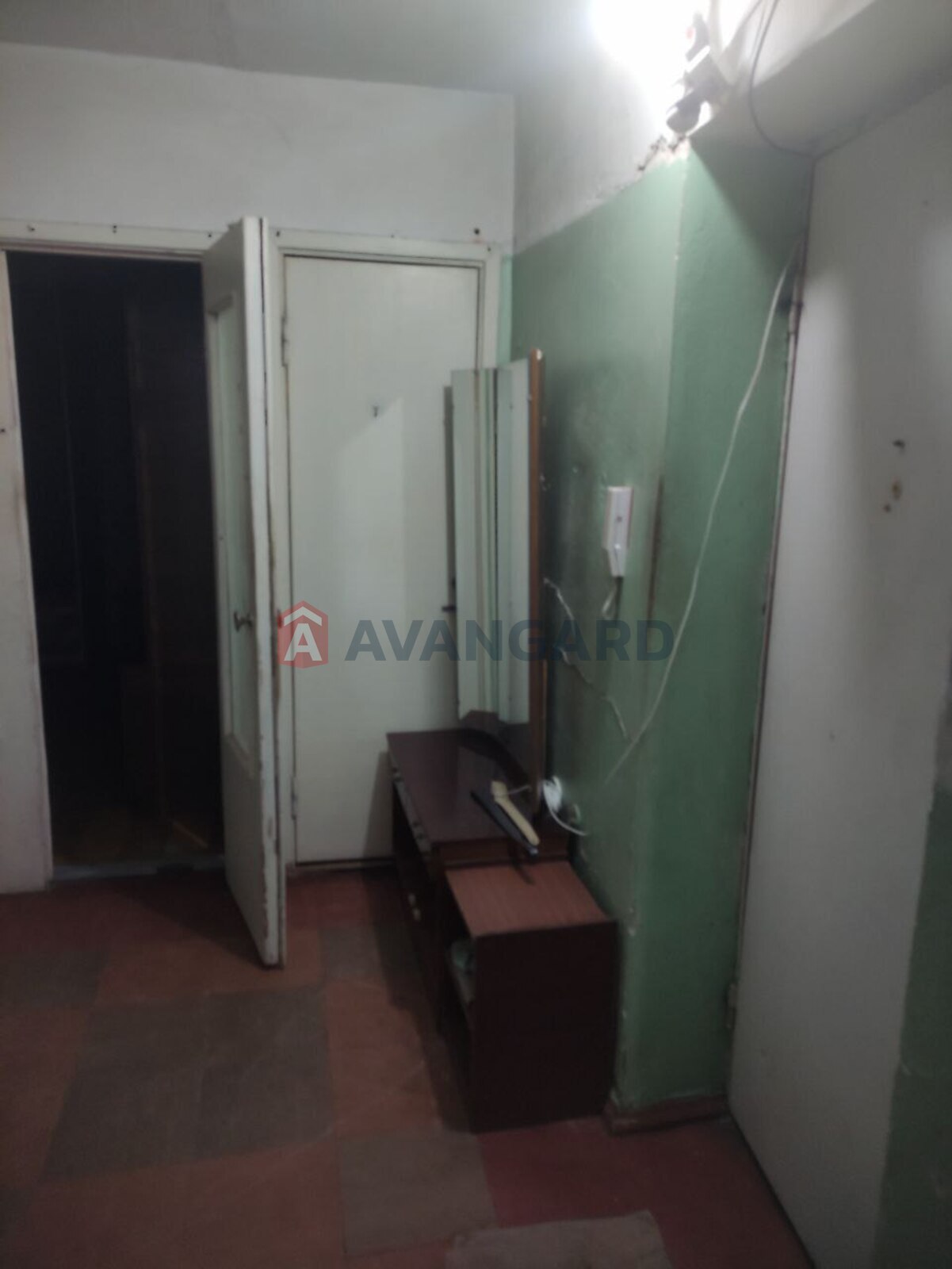 2 ��. ��������, 65/-/7 ��. �., 8/14 ������ ���� 10