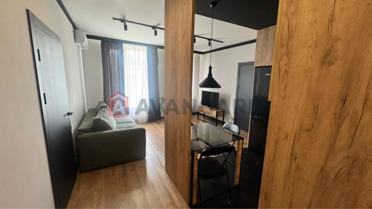 1 ����. ��������, 63/-/15 ��. �., 10/16 ���� ���� 1