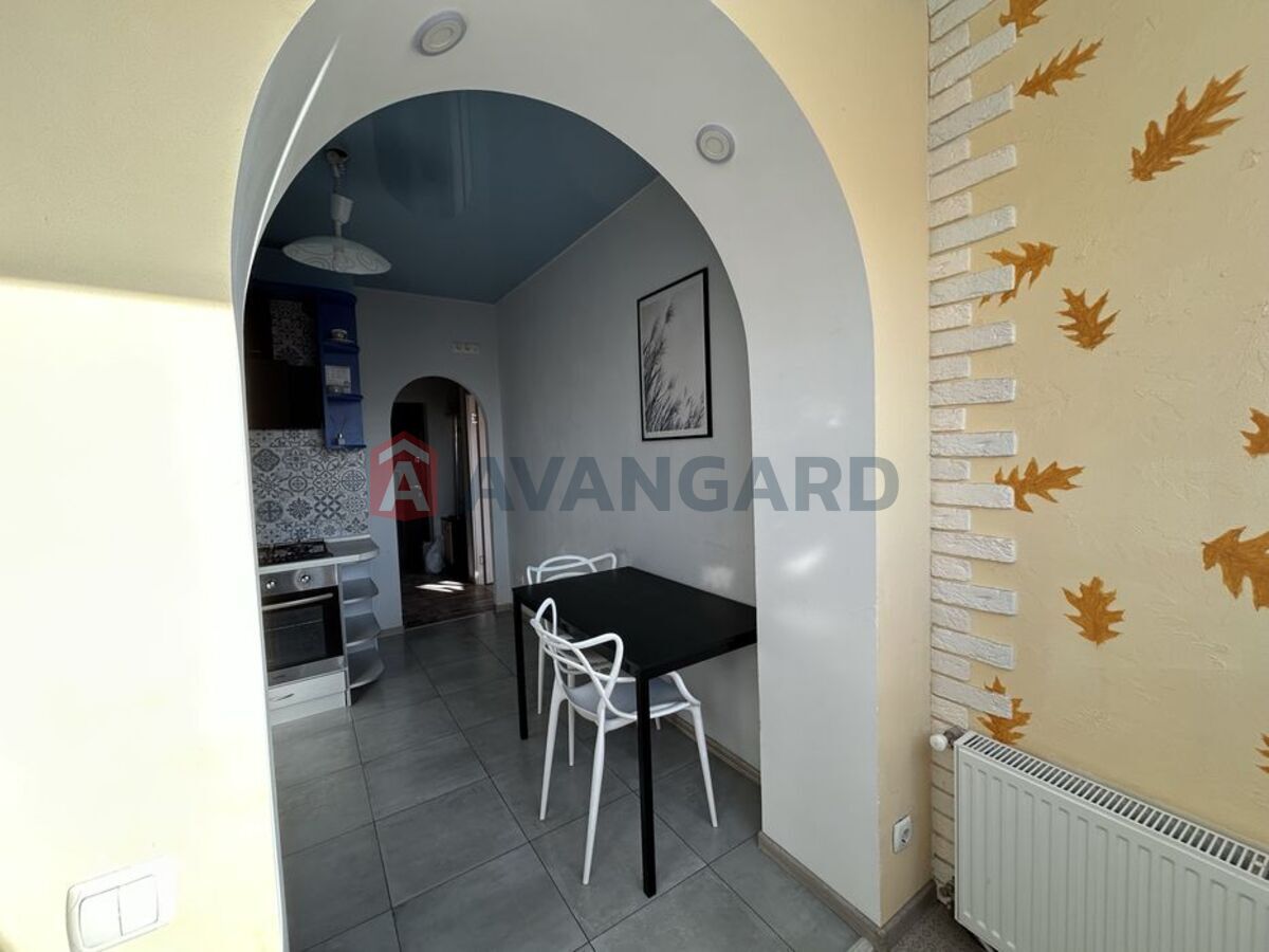 1 ��. ��������, 34/-/10 ��. �., 9/11 ������ ���� 6