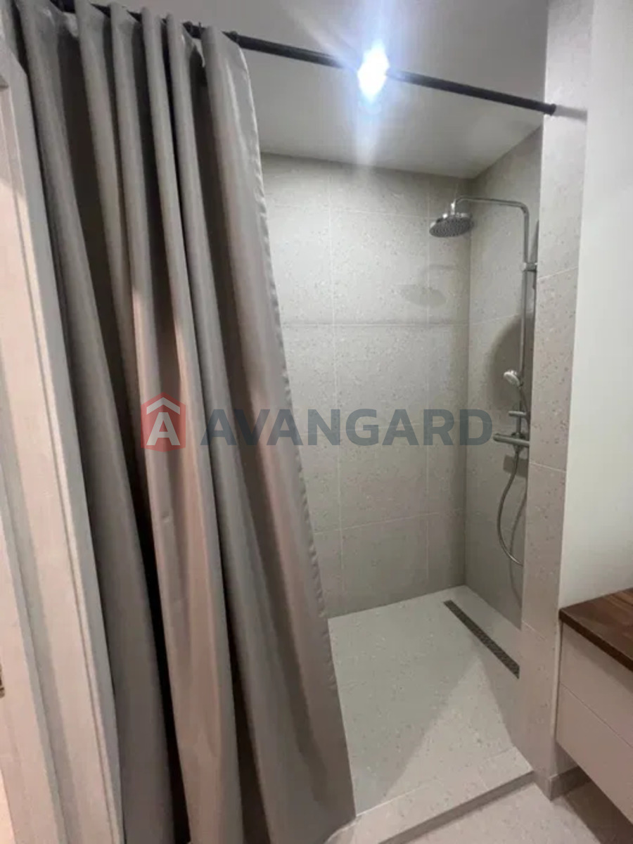 1 ����. ��������, 46/-/17 ��. �., 4/5 ���� ���� 10