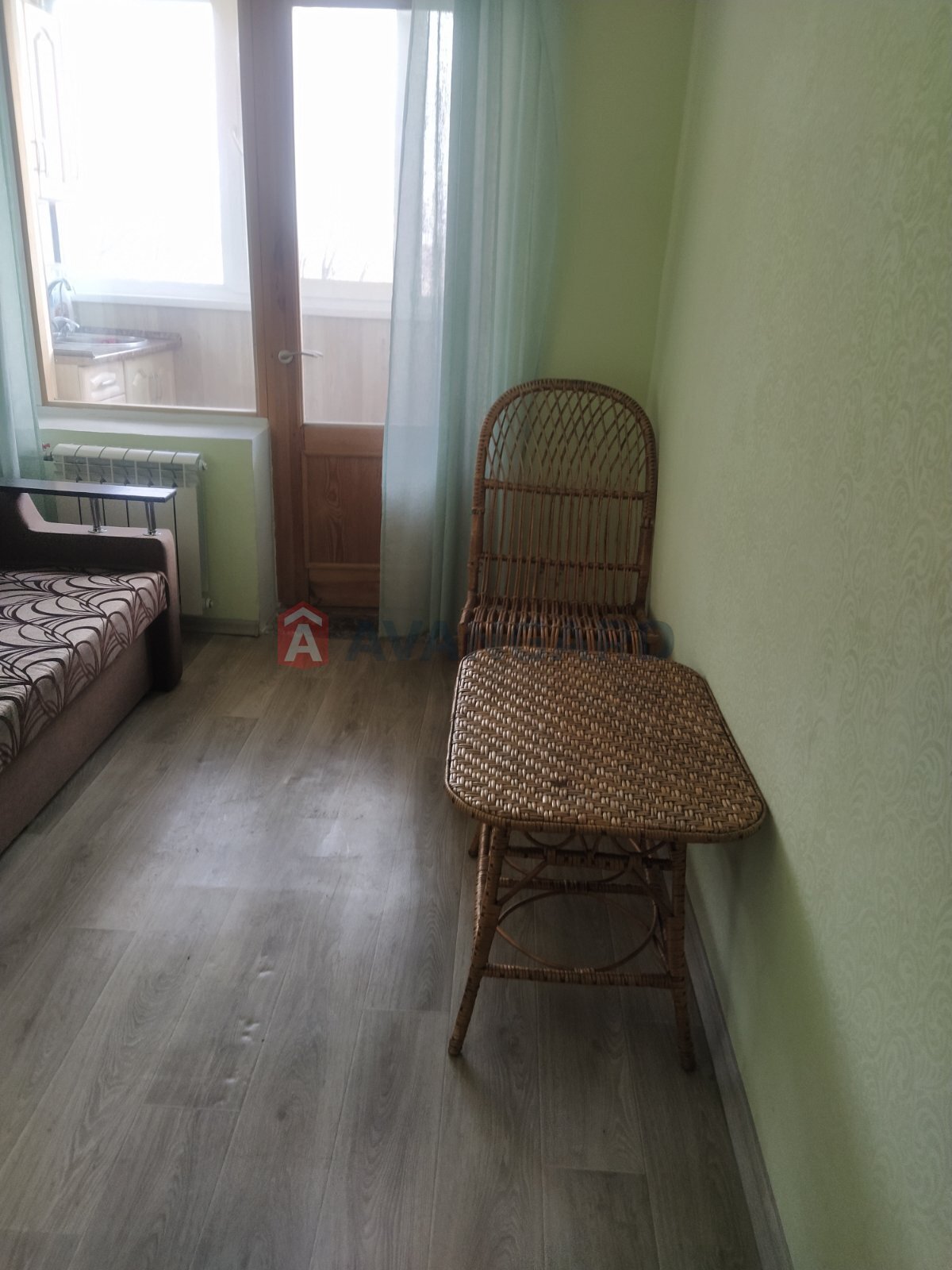 1 ��. ��������, 40/20/7 ��. �., 4/12 ������ ���� 2