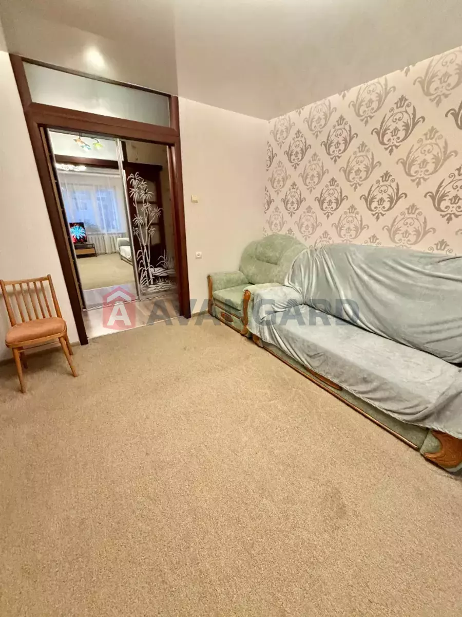 2 ����. ��������, 51/27/8 ��. �., 9/9 ���� ���� 9