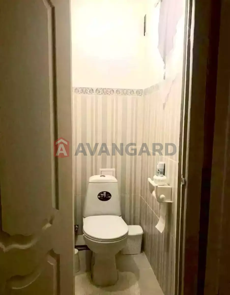 2 ��. ��������, 50/-/6 ��. �., 2/5 ������ ���� 9