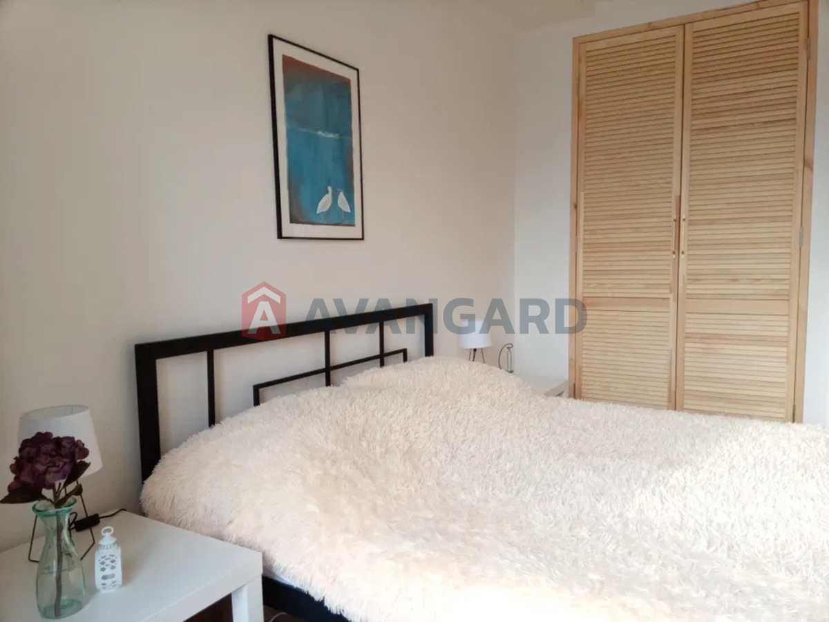 1 ��. ��������, 40/-/15 ��. �., 6/11 ������ ���� 4