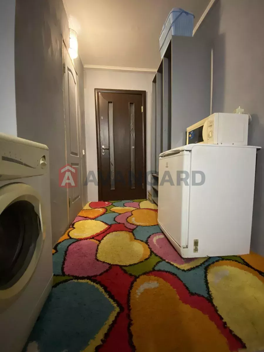 1 ����. ��������, 23/-/1 ��. �., 9/9 ���� ���� 8