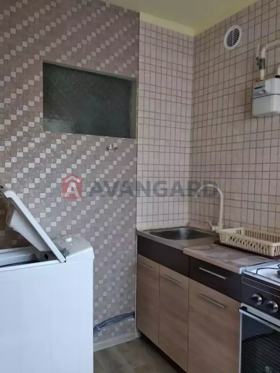 1 ��. ��������, 32/18/6 ��. �., 3/5 ������ ���� 2