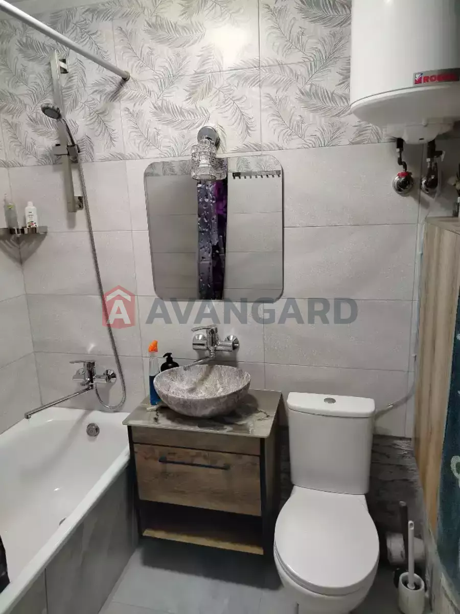 1 ��. ��������, 39/-/- ��. �., 6/15 ������ ���� 3