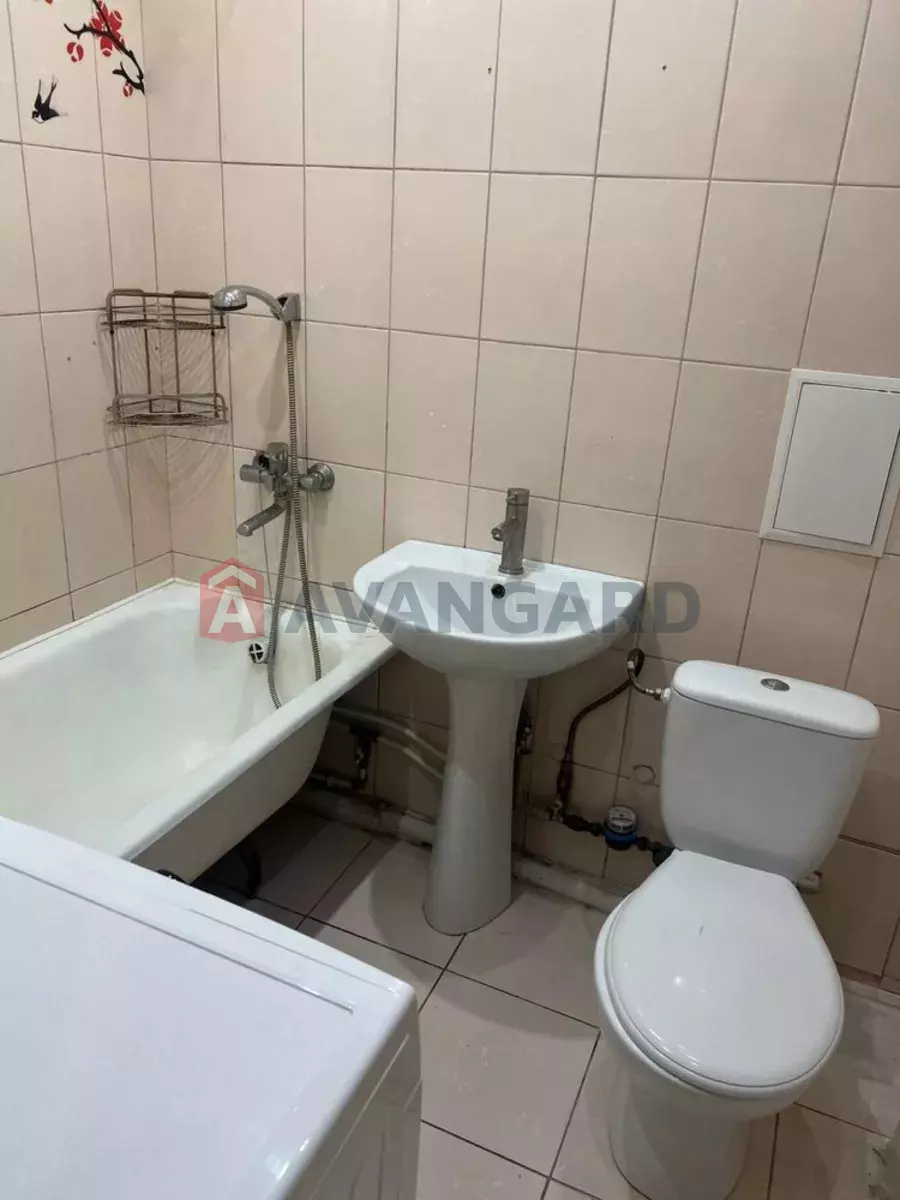 1 ��. ��������, 36/-/4 ��. �., 1/5 ������ ���� 3