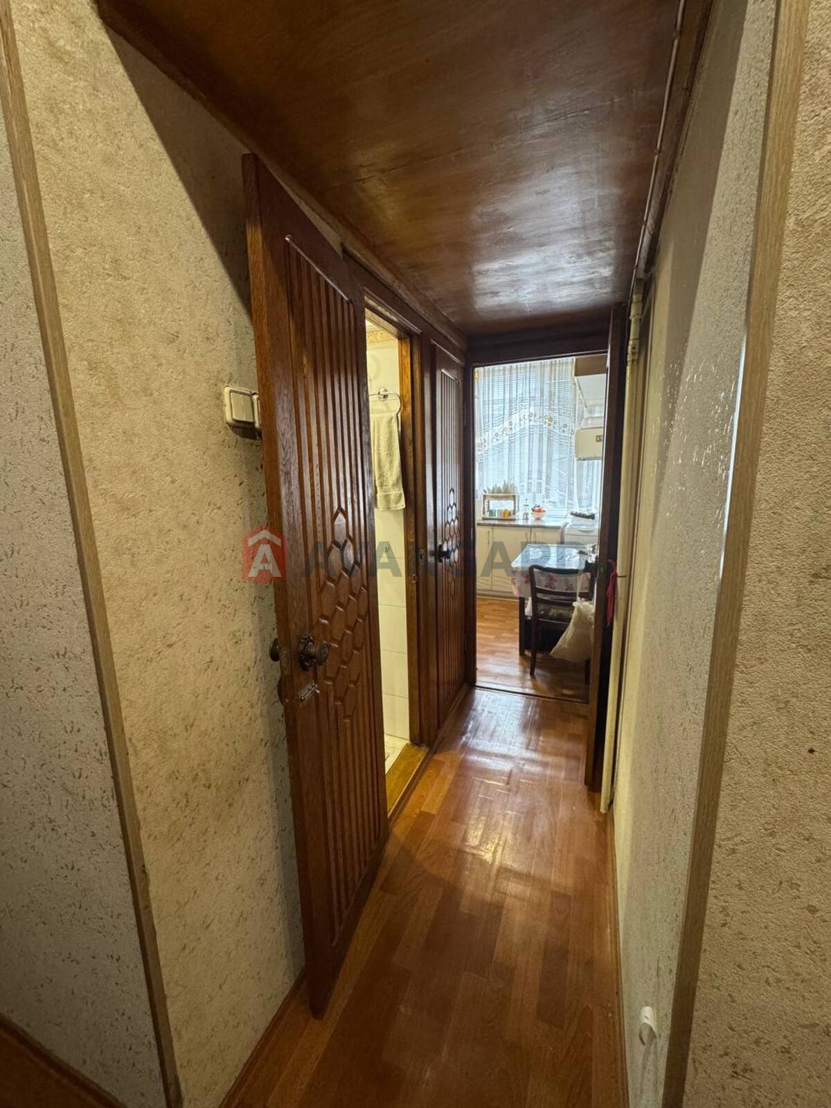 3 ��. ��������, 73/10/55 ��. �., 4/4 ������ ���� 11