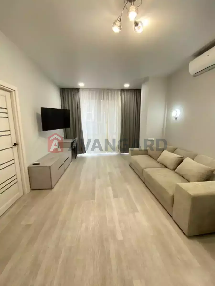 2 ��. ��������, 57/-/- ��. �., 8/12 ������ ���� 2