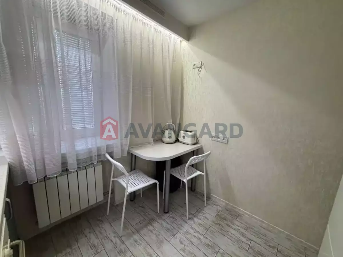 1 ��. ��������, 33/20/- ��. �., 2/5 ������ ���� 2