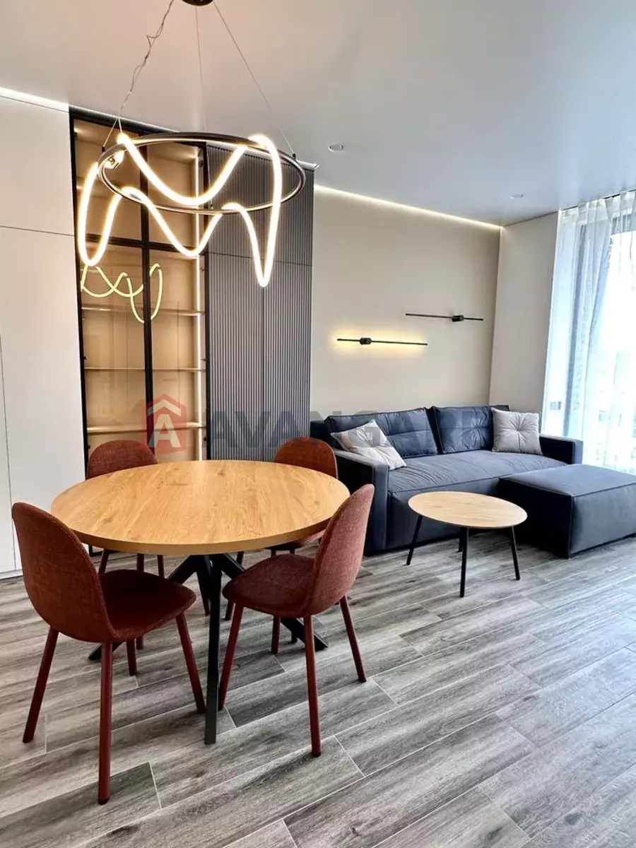 2 ����. ��������, 51/-/20 ��. �., 15/24 ���� ���� 7