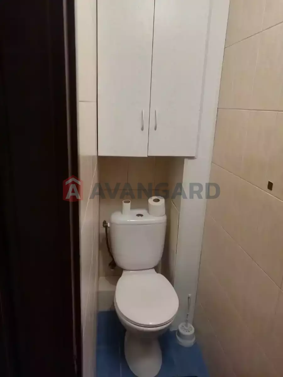 1 ��. ��������, 34/18/8 ��. �., 5/9 ������ ���� 8