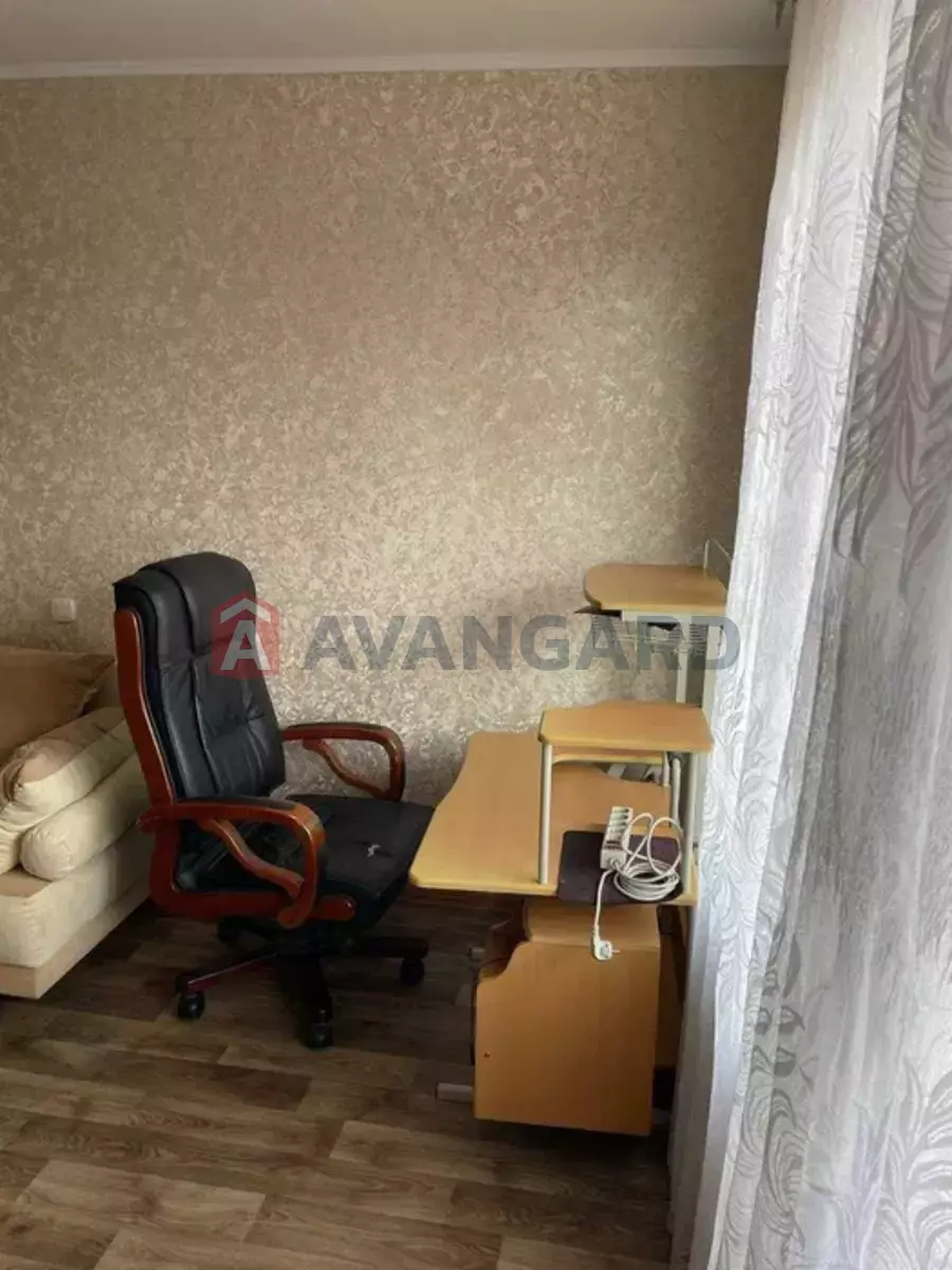 1 . , 39/-/6 . ., 8/9   18