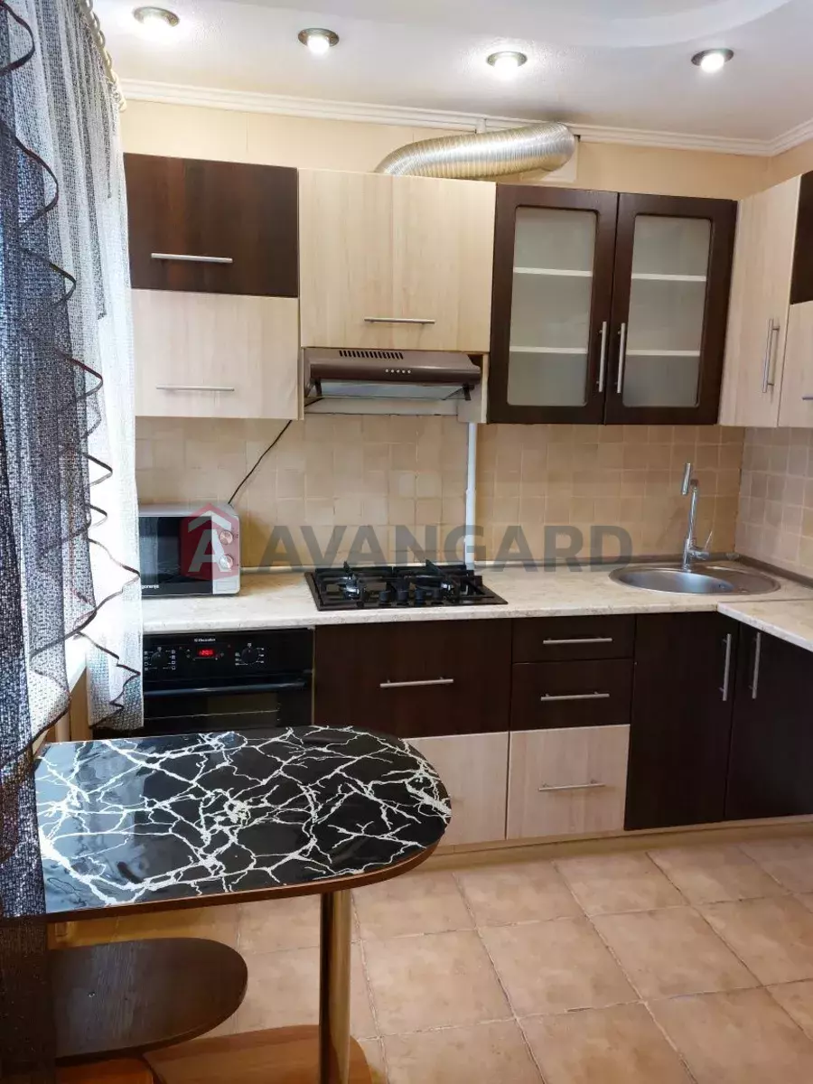 1 ��. ��������, 31/-/6 ��. �., 2/9 ������ ���� 1