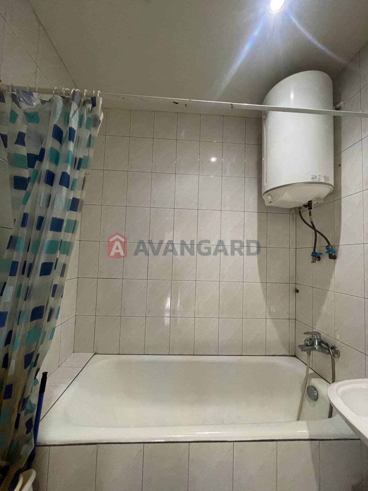 3 ����. ��������, 70/42/7 ��. �., 1/5 ���� ���� 5