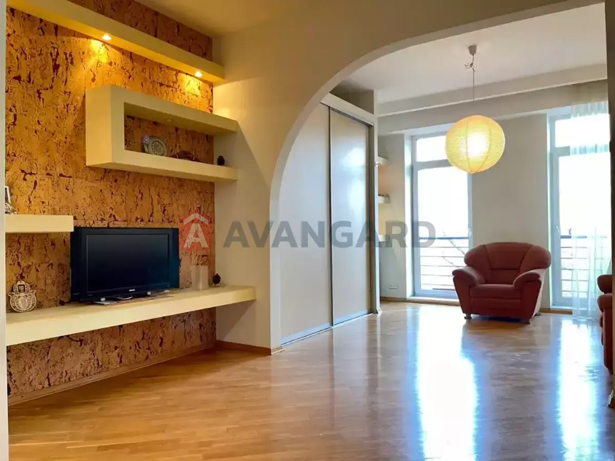 2 ����. ��������, 76/-/- ��. �., 2/10 ���� ���� 1