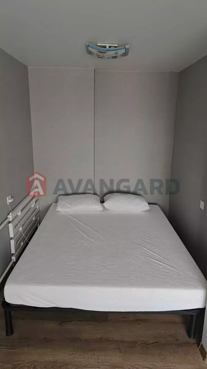 1 ��. ��������, 40/-/9 ��. �., 12/12 ������ ���� 6