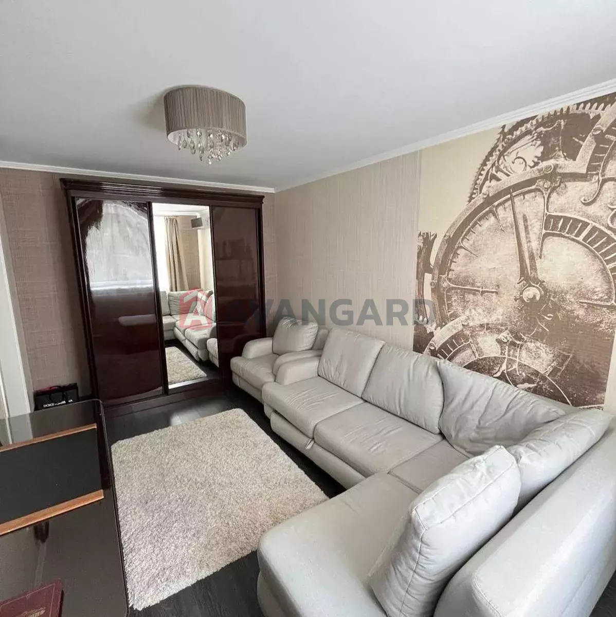 4 ��. ��������, 140/-/15 ��. �., 3/18 ������ ���� 13