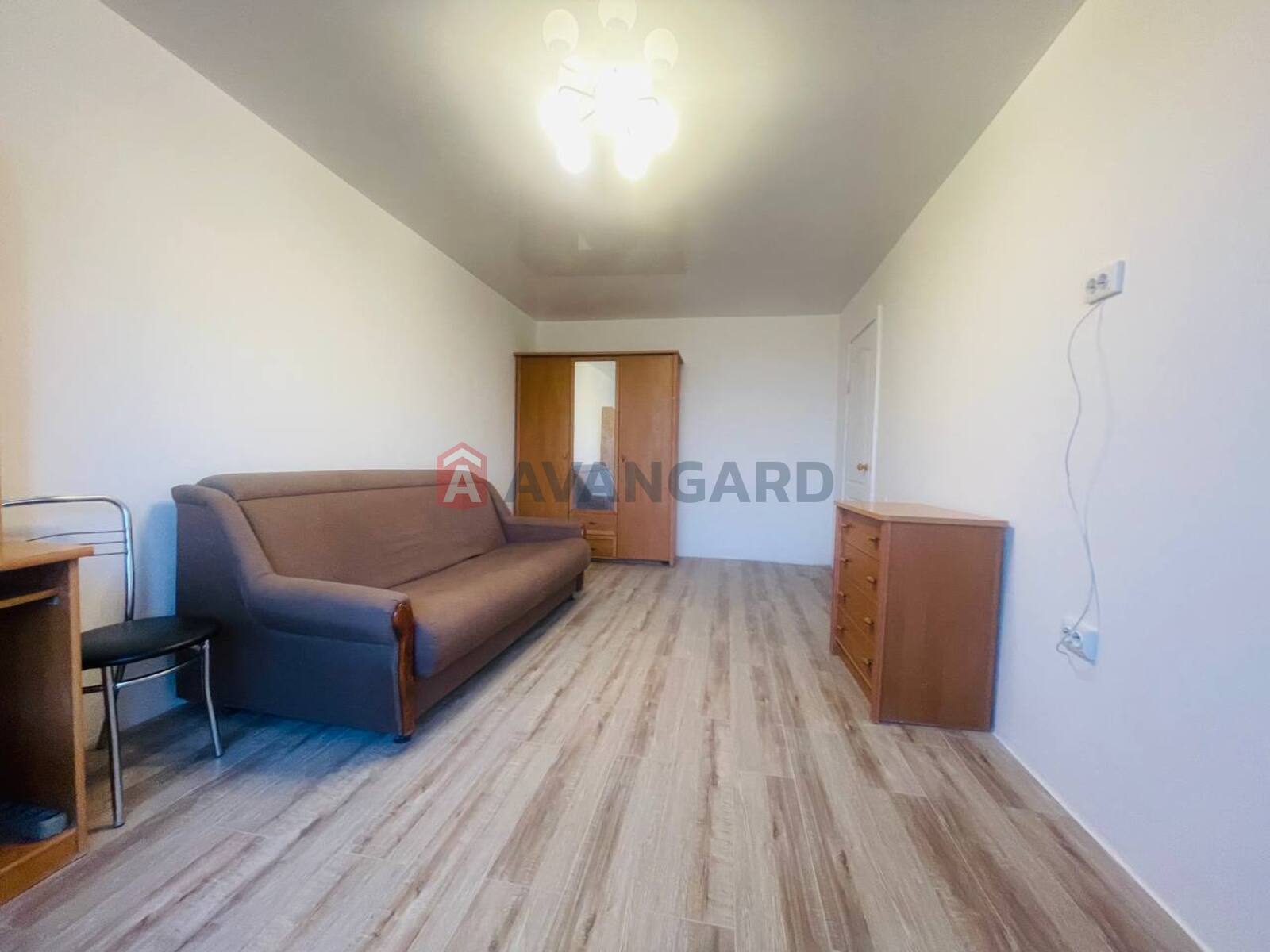 1 ��. ��������, 36/-/10 ��. �., 8/12 ������ ���� 2