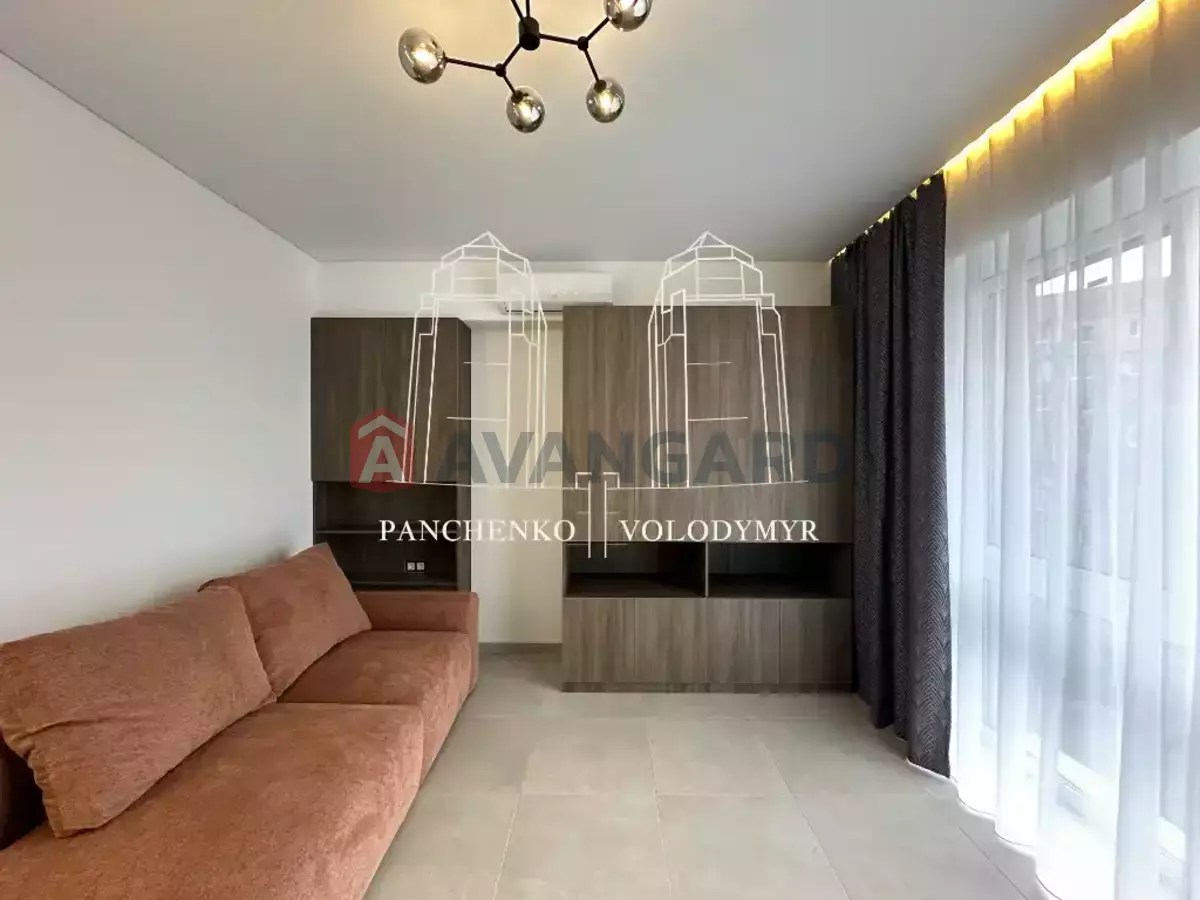 3 ��. ��������, 115/-/25 ��. �., 5/14 ������ ���� 9