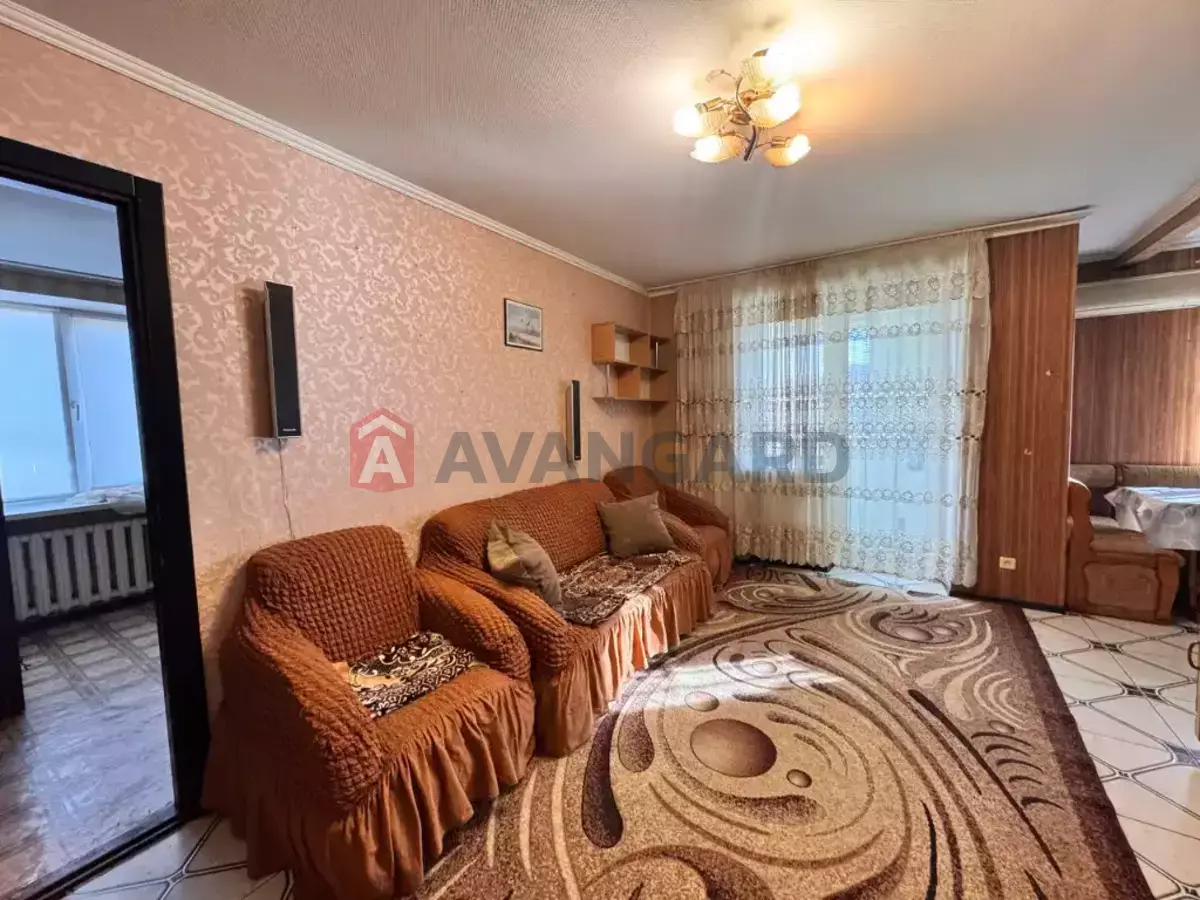 3 ����. ��������, 68/-/10 ��. �., 9/9 ���� ���� 6