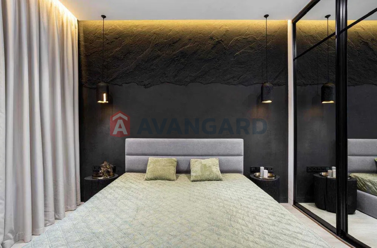 1 ��. ��������, 50/-/22 ��. �., 4/7 ������ ���� 12