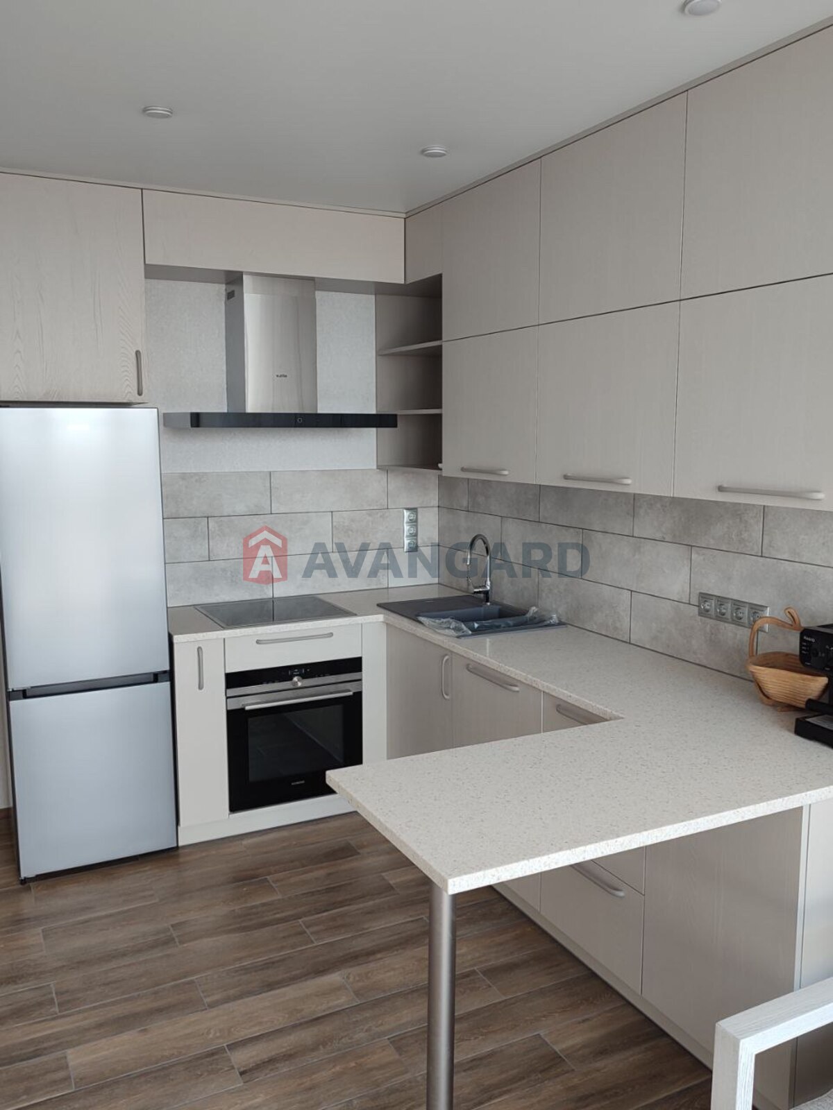 1 ��. ��������, 43/17/13 ��. �., 3/16 ������ ���� 1