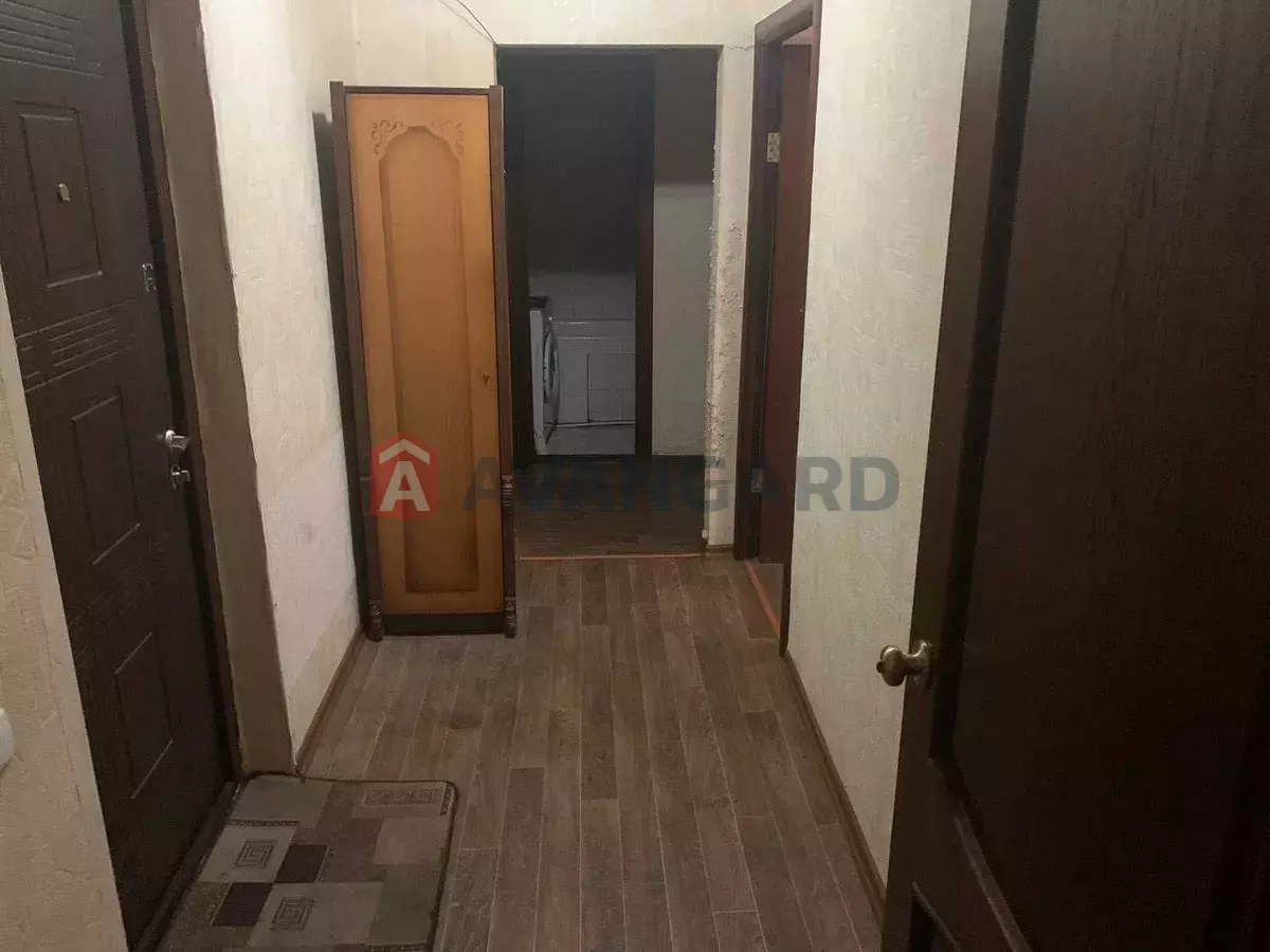 2 ����. ��������, 51/-/10 ��. �., 1/9 ���� ���� 8