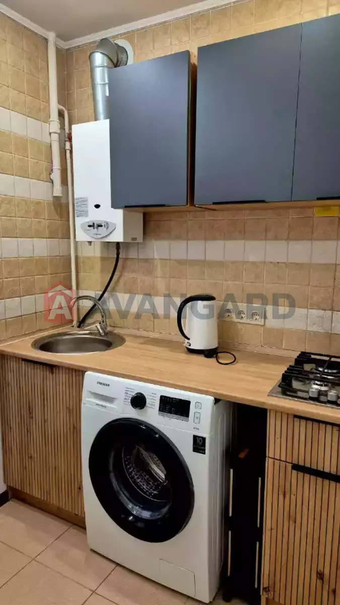 3 ����. ��������, 53/45/6 ��. �., 1/5 ���� ���� 17