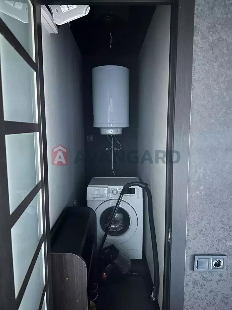 1 ��. ��������, 31/-/10 ��. �., 9/9 ������ ���� 3