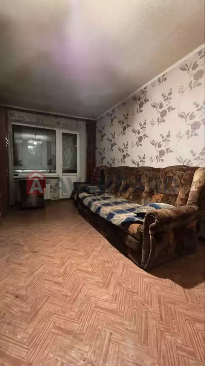 2 ��. ��������, 48/-/7 ��. �., 9/9 ������ ���� 6