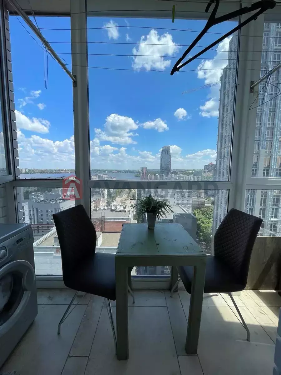 2 ��. ��������, 68/-/- ��. �., 15/17 ������ ���� 2