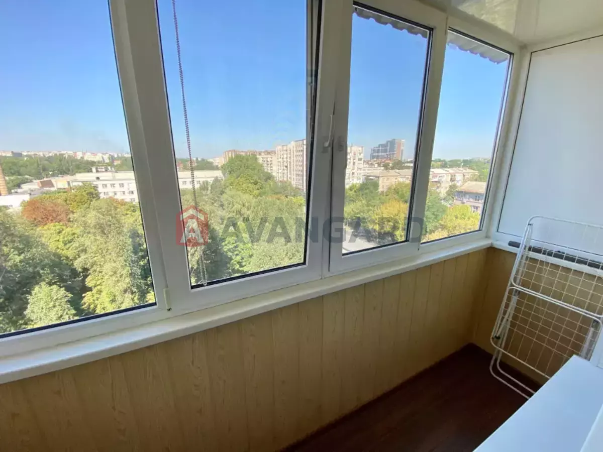 1 ����. ��������, 32/-/- ��. �., 9/9 ���� ���� 12