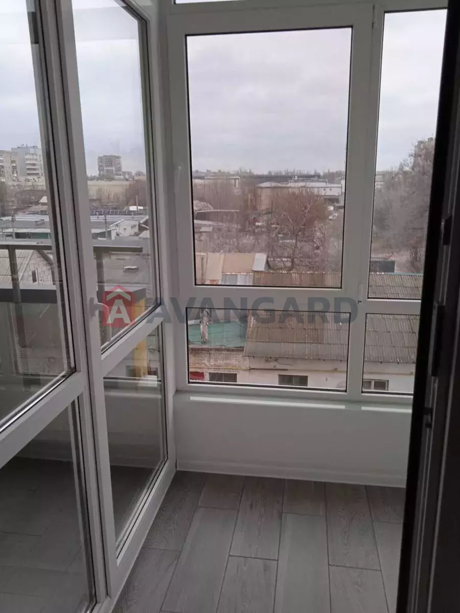 1 ����. ��������, 40/-/11 ��. �., 4/10 ���� ���� 7