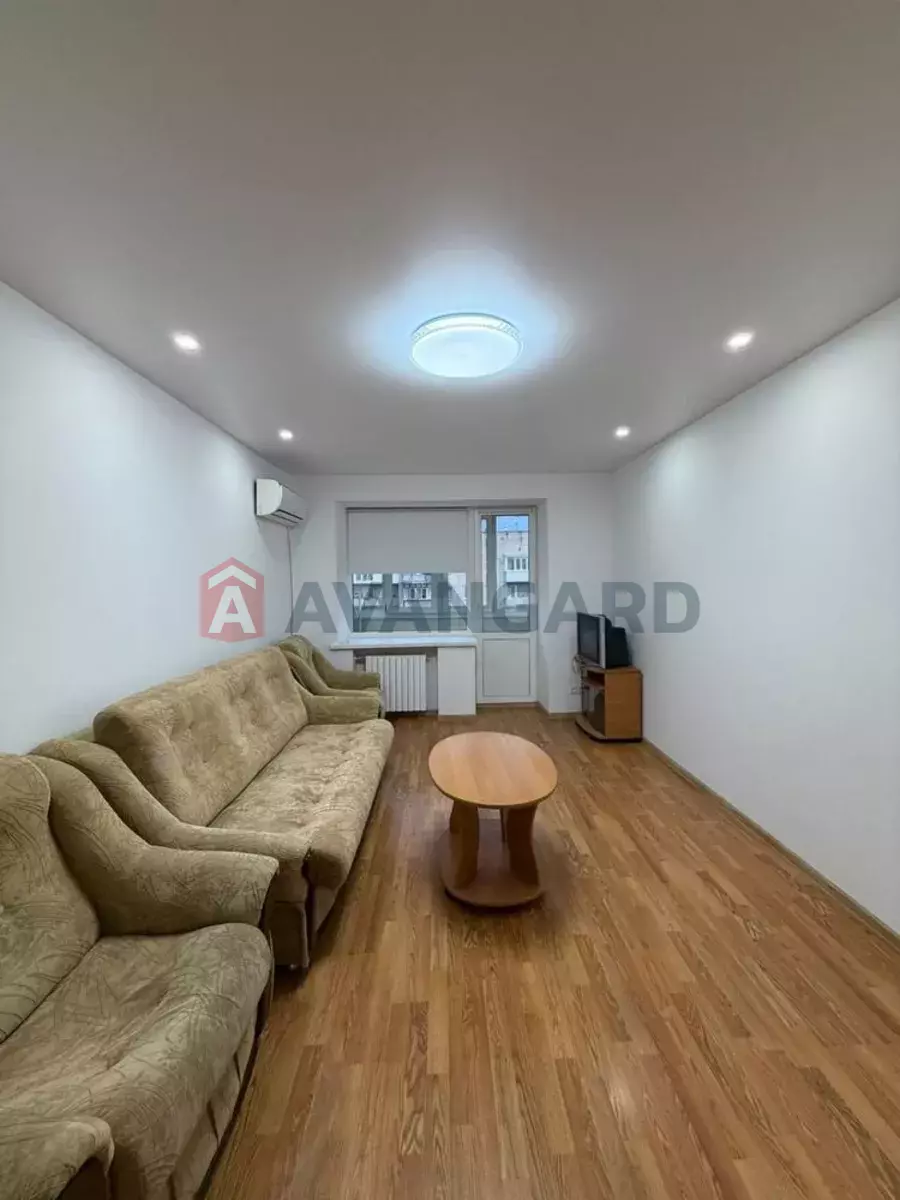 1 ��. ��������, 32/-/6 ��. �., 9/9 ������ ���� 9