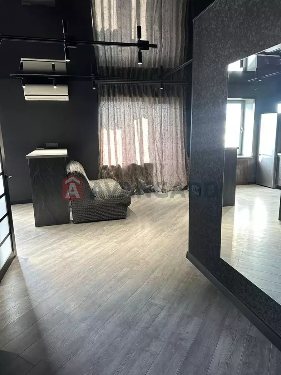 1 ��. ��������, 31/-/10 ��. �., 9/9 ������ ���� 6