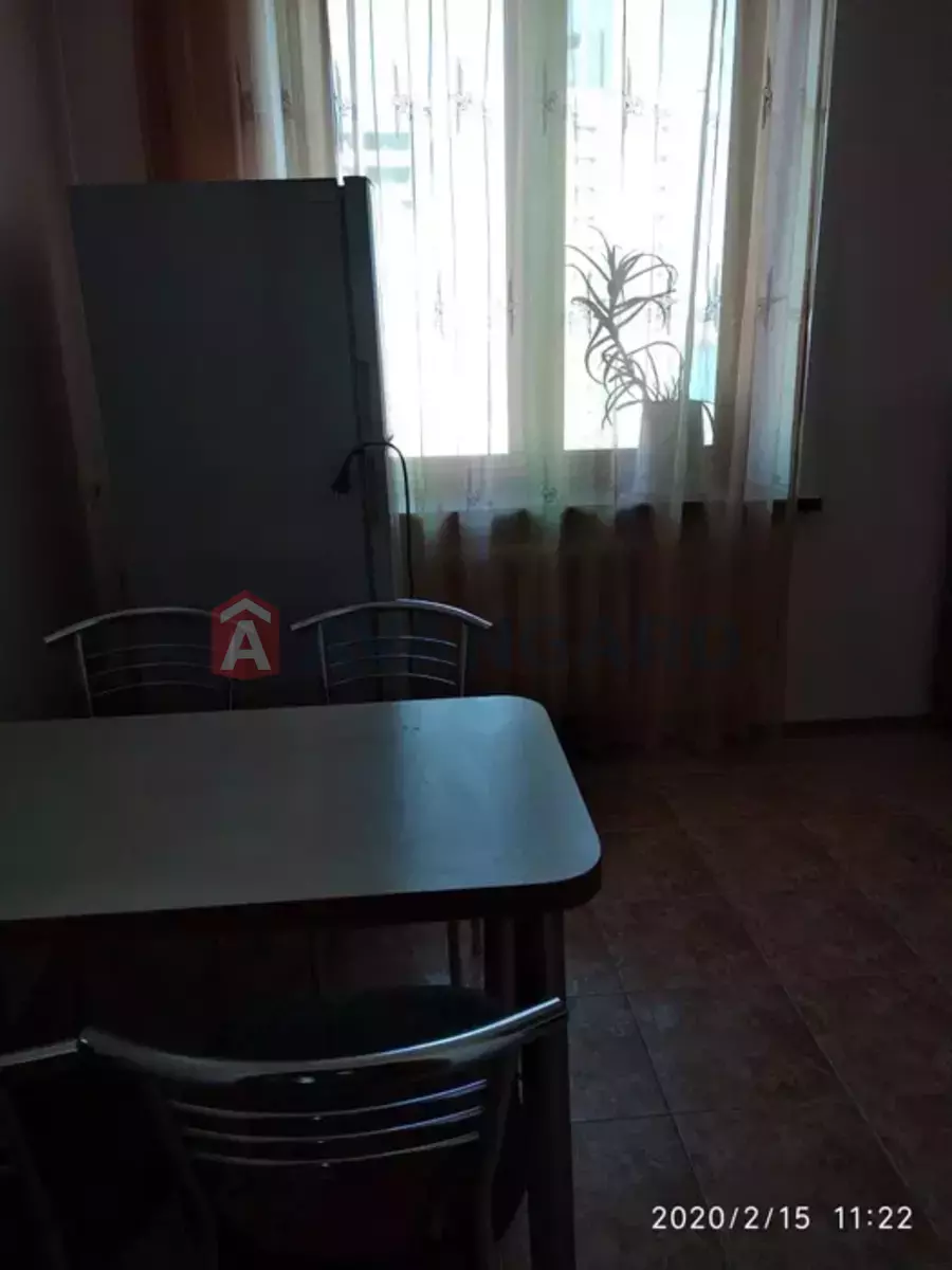 3 ��. ��������, 85/-/12 ��. �., 7/9 ������ ���� 5
