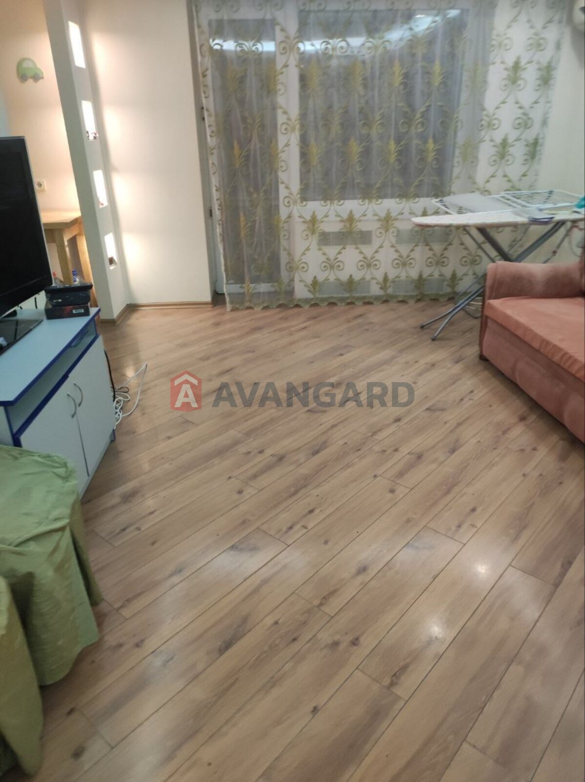 2 ��. ��������, 64/-/8 ��. �., 4/9 ������ ���� 6