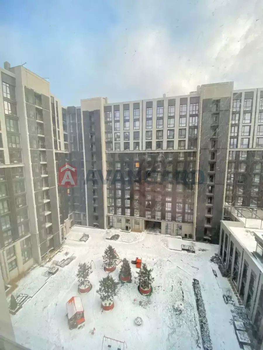 2 ��. ��������, 57/-/- ��. �., 8/12 ������ ���� 18